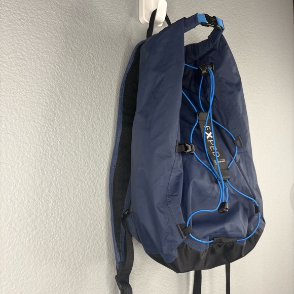 Exped Cloudburst 15L Waterproof Roll-Top Backpack - Picture 3 of 11